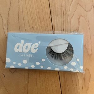 Brand new! Silver lining style. Original price $14.5